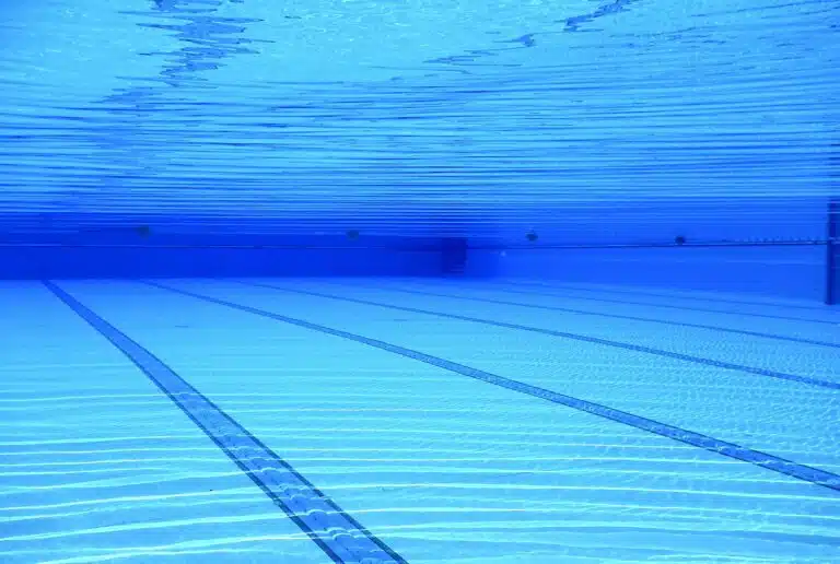 underwater in a pool in knoxville tn